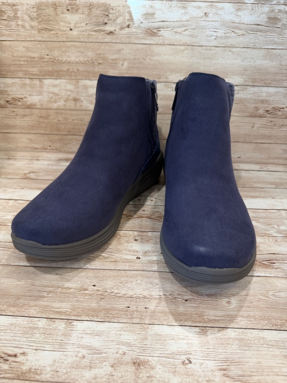 Women's Academy Blue (Navy) Suede Wedge Ankle Booties Size 9.5 WW NWT